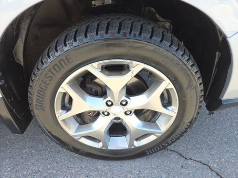 Used 2016 Subaru Forester 2.5i Touring w/ Eyesight & Navigation System AWD/4WD image 22