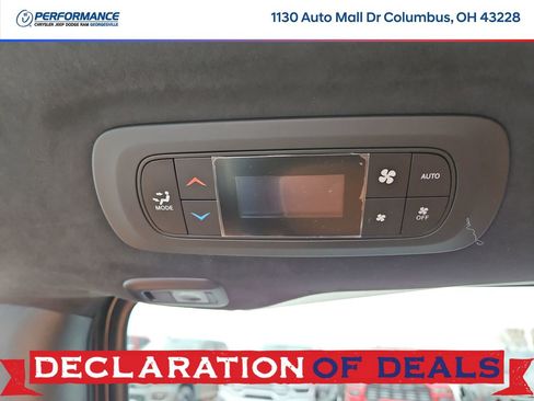 New 2026 Chrysler Pacifica Pinnacle w/ Trailer Tow Group FWD image 18