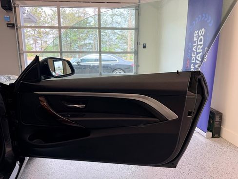 Used 2019 BMW 430i Coupe w/ Convenience Package image 21