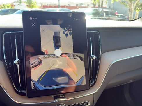 New 2026 Volvo XC60 B5 Plus w/ Protection Package Premier image 17