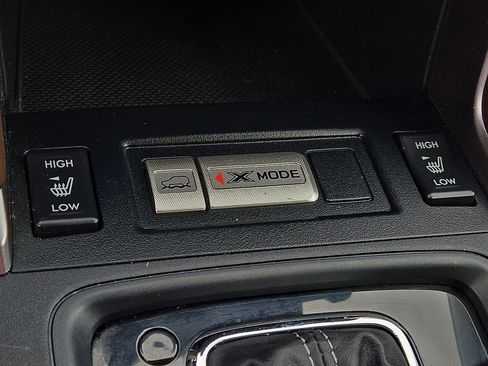 Used 2018 Subaru Forester 2.5i Touring w/ Popular Package #3B image 18