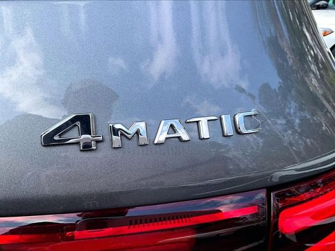 Used 2026 Mercedes-Benz GLB 250 GLB 250 image 10