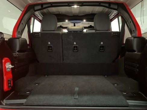 Used 2025 Jeep Wrangler Unlimited Sahara w/ Safety Group image 83