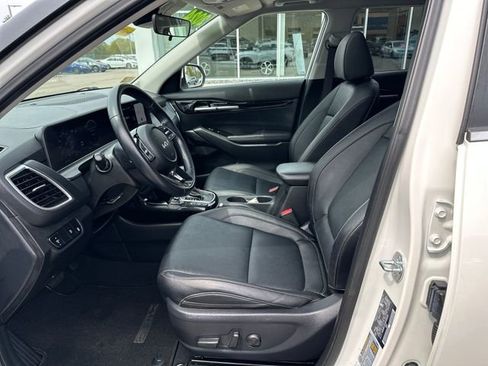 Used 2024 Kia Seltos EX AWD/4WD image 13