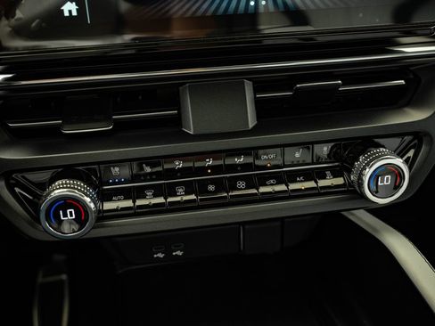 Used 2024 Acura ZDX A-Spec image 34