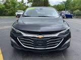 Used 2019 Chevrolet Malibu LT image 2