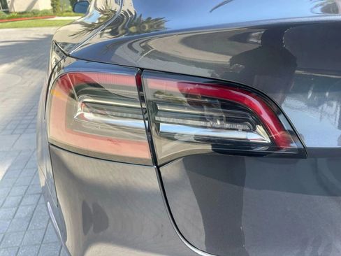 Used 2019 Tesla Model 3 Long Range image 42