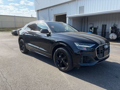 Used 2021 Audi Q8 Premium Plus w/ Premium Plus Package AWD/4WD image 1