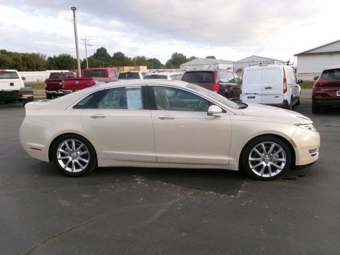Used 2015 Lincoln MKZ w/ Equipment Group 102A Reserve image 3