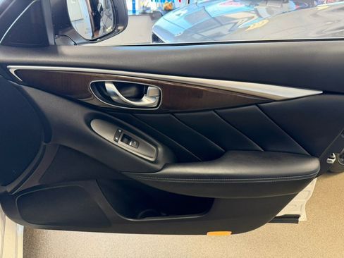 Used 2018 INFINITI Q50 Luxe AWD/4WD image 35