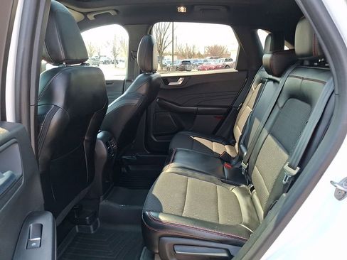 Used 2023 Ford Escape ST-Line w/ Tech Pack #1 AWD/4WD image 13