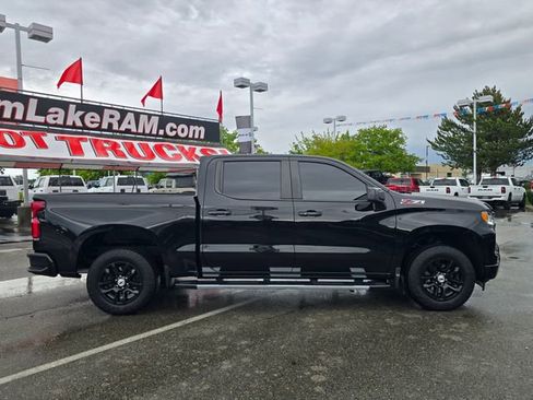 Used 2024 Chevrolet Silverado 1500 RST w/ Z71 Off-Road Package AWD/4WD image 7
