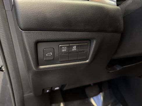 Used 2020 MAZDA CX-5 Touring image 15