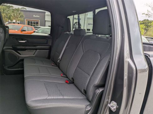 New 2026 RAM 1500 Express AWD/4WD image 14
