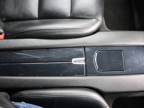 Used 2016 Porsche Panamera 4 image 22