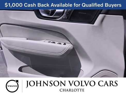 New 2026 Volvo XC60 B5 Ultra w/ Protection Package Premier AWD/4WD image 28