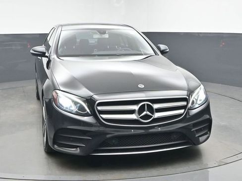 Used 2018 Mercedes-Benz E 300 E 300 image 2