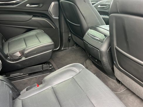 Used 2023 Cadillac Escalade ESV Sport w/ Touring Package image 18