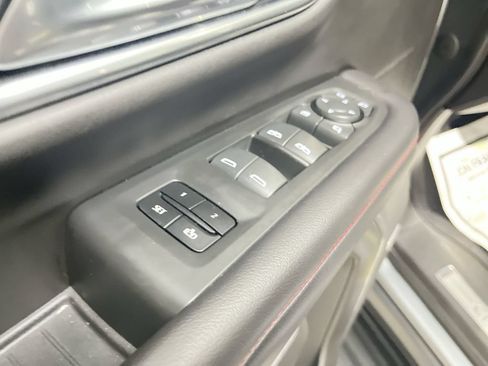 Used 2021 Chevrolet Tahoe RST w/ Luxury Package AWD/4WD image 17