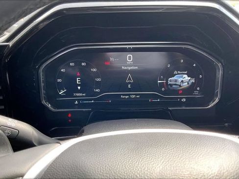 Used 2023 GMC Sierra 1500 SLT AWD/4WD image 14