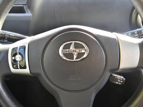 Used 2008 Scion xB FWD image 3