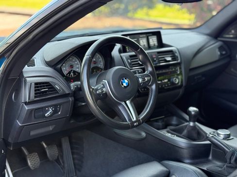 Used 2017 BMW M2 RWD image 18