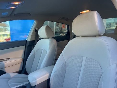 Used 2016 Kia Optima LX w/ Option Group 014 image 13