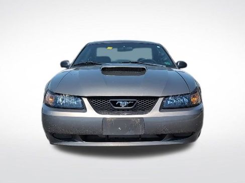 Used 2001 Ford Mustang GT RWD image 2
