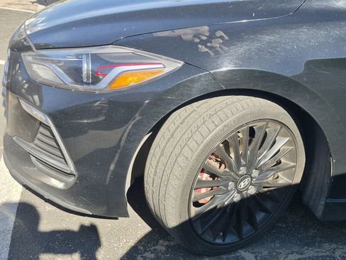 Used 2018 Hyundai Elantra Sport image 5