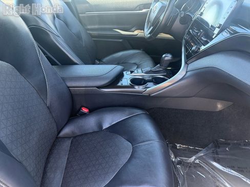 Used 2023 Toyota Camry XSE FWD image 29