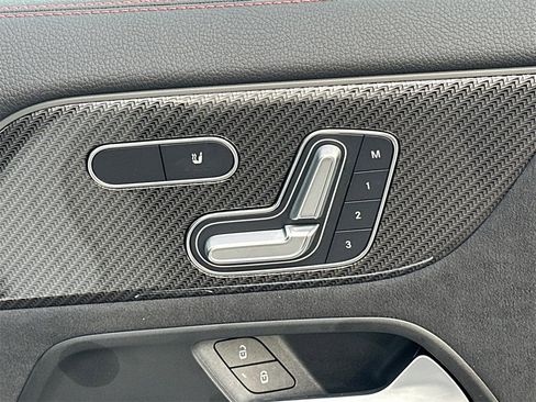 Certified 2025 Mercedes-Benz GLA 250 image 16