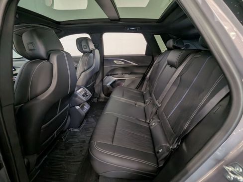 Used 2025 Cadillac Lyriq Luxury w/ LPO, Floor Liner Package AWD/4WD image 14