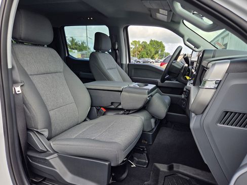Used 2024 Ford F250 XL w/ STX Appearance Package AWD/4WD image 16