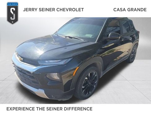 Used 2022 Chevrolet TrailBlazer LT w/ Convenience Package FWD image 1