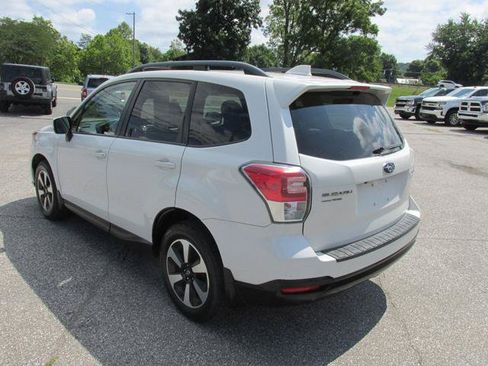 Used 2017 Subaru Forester 2.5i Premium w/ Protection Package #1 AWD/4WD image 5