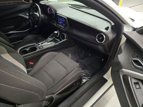 Used 2023 Chevrolet Camaro LT RWD image 27