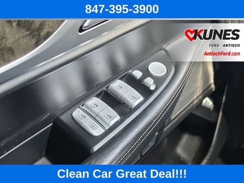 Used 2016 BMW 750i xDrive AWD/4WD image 42