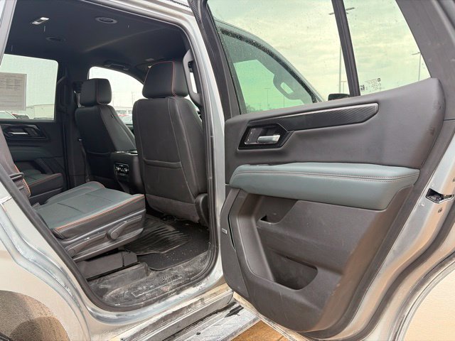 Used 2025 GMC Yukon AT4 AWD/4WD image 20