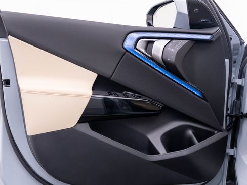 New 2026 BMW X3 xDrive30 w/ Premium Package AWD/4WD image 14