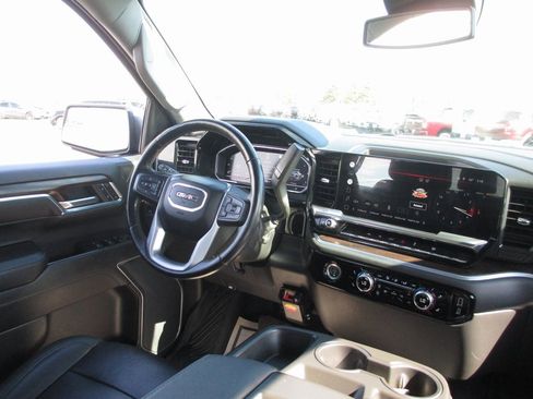 Used 2022 GMC Sierra 1500 SLT image 20