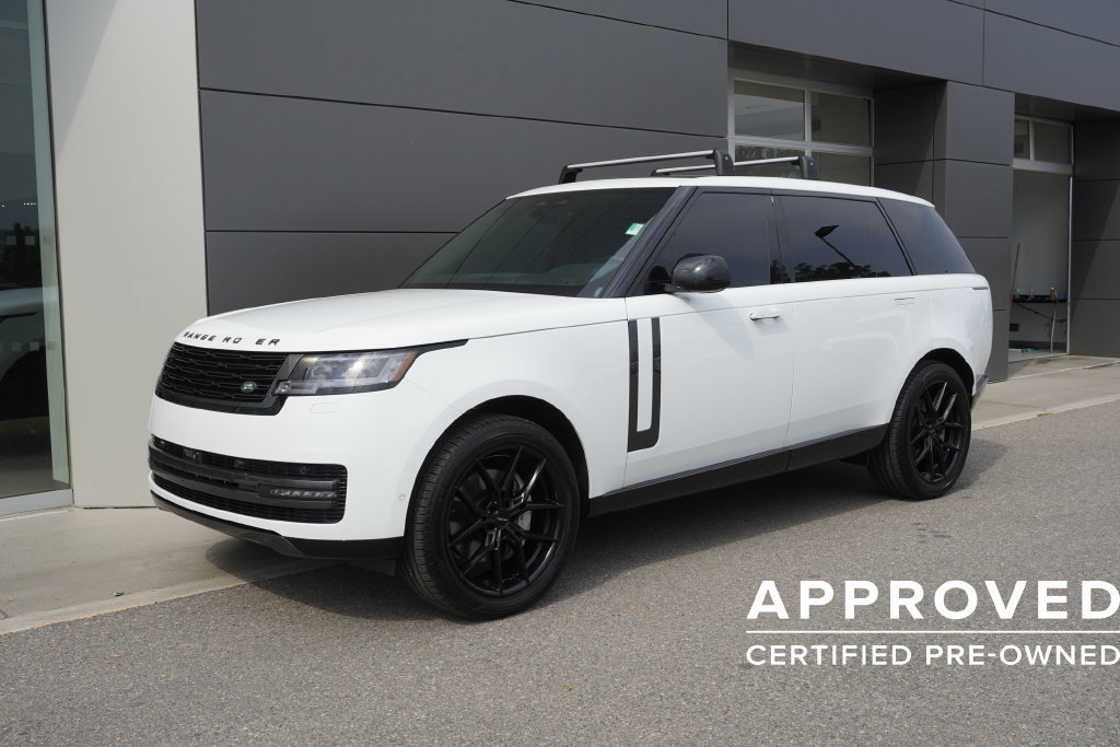 Used 2025 Land Rover Range Rover Long Wheelbase SE AWD/4WD image 3