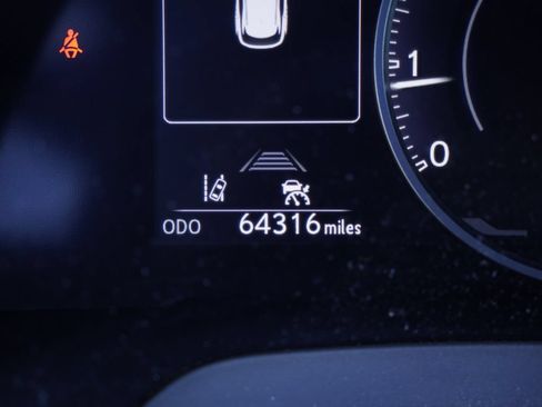 Used 2023 Lexus RX 350 Premium Plus w/ Cold Area Package FWD image 5