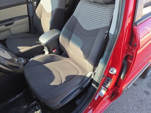 Used 2013 Kia Soul ! image 21