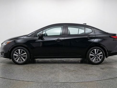 Used 2025 Nissan Versa SV FWD image 5
