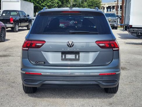 Used 2022 Volkswagen Tiguan S FWD image 6