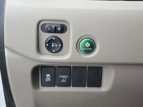 Used 2018 Honda Ridgeline RTL-T image 25