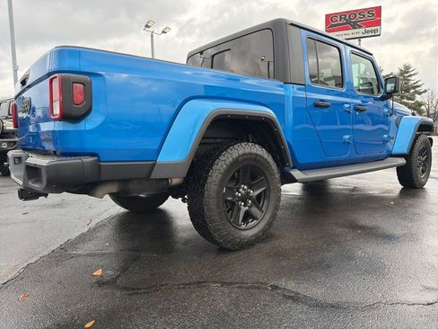 Used 2021 Jeep Gladiator Sport image 47