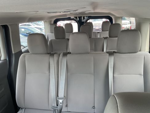 Used 2019 Nissan NV 3500 SV w/ Navigation Package RWD image 16