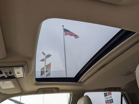 Used 2020 Toyota 4Runner SR5 Premium image 16