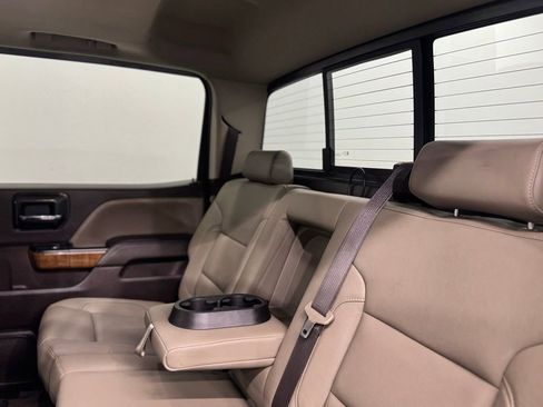 Used 2018 GMC Sierra 1500 SLT AWD/4WD image 9